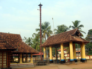 Tirukatkarai Gopuram